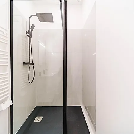 The Montesquieu Loft - Spacious 6 People - Saxe Gambetta Daire